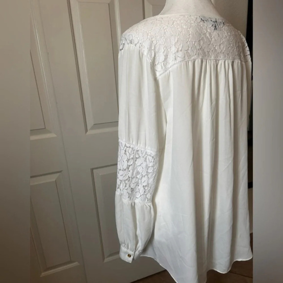 Valerie Stevens 1/2 button Blouse‎ Ivory Plus size 1X Long Sleeve Lace Accents - Picture 7 of 16